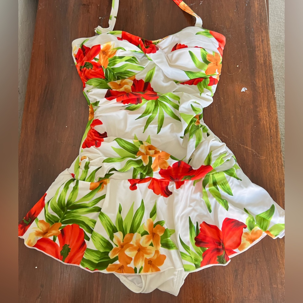 Tropical Print Women’s Retro Style Swimsuit